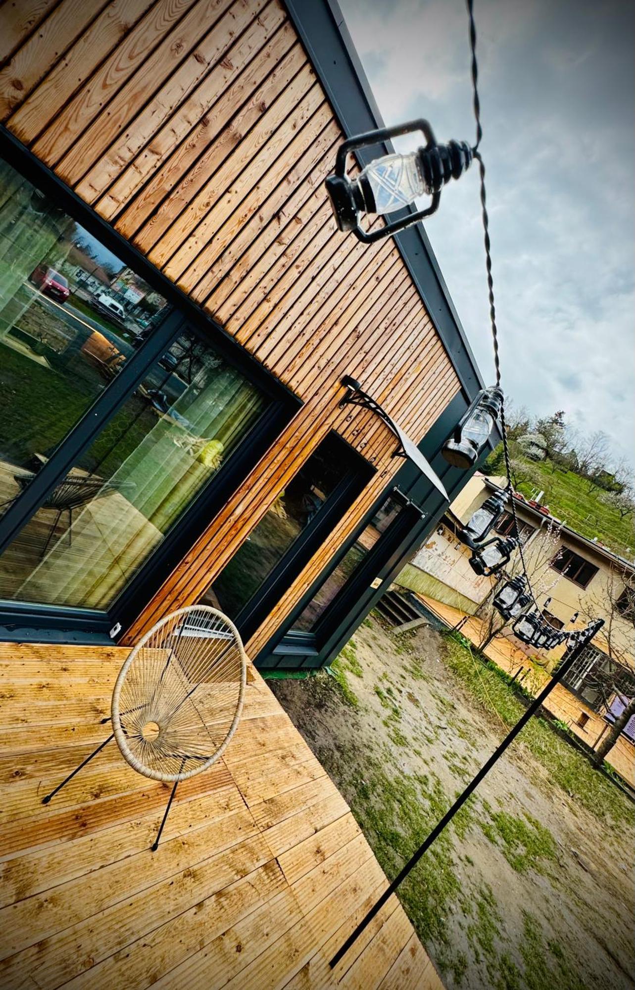 Tiny House Baraczek Brno-Jundrov, Ulice Veslarska Appartement Buitenkant foto